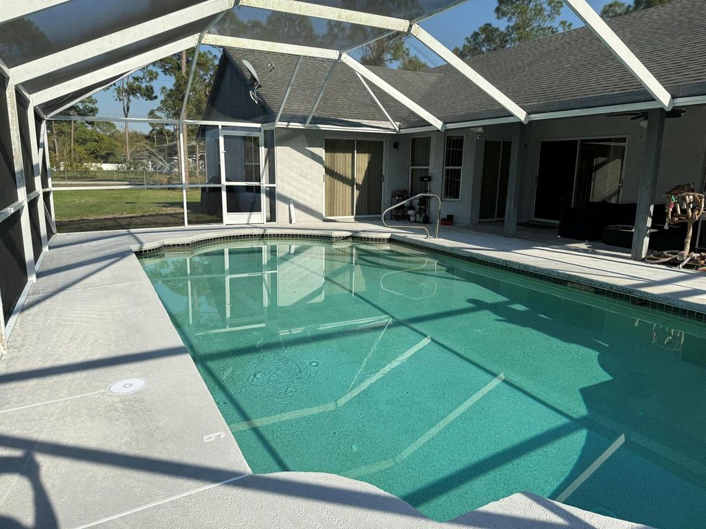 15515 N 94th St Street N, West Palm Beach, FL 33412