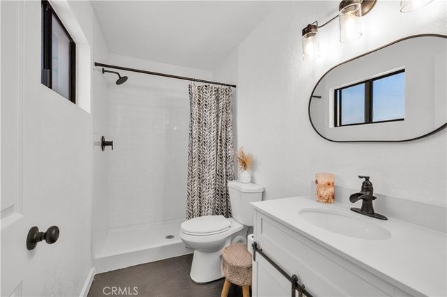 62111 Crestview Drive, Joshua Tree, CA 92252