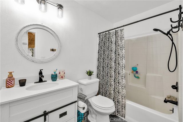 62111 Crestview Drive, Joshua Tree, CA 92252