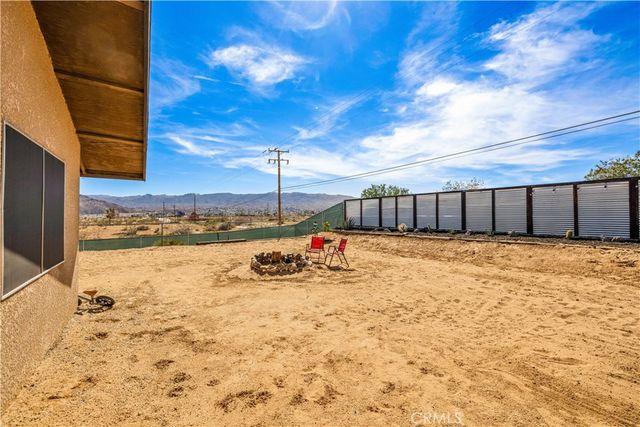 62111 Crestview Drive, Joshua Tree, CA 92252
