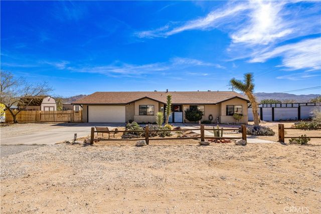 62111 Crestview Drive, Joshua Tree, CA 92252