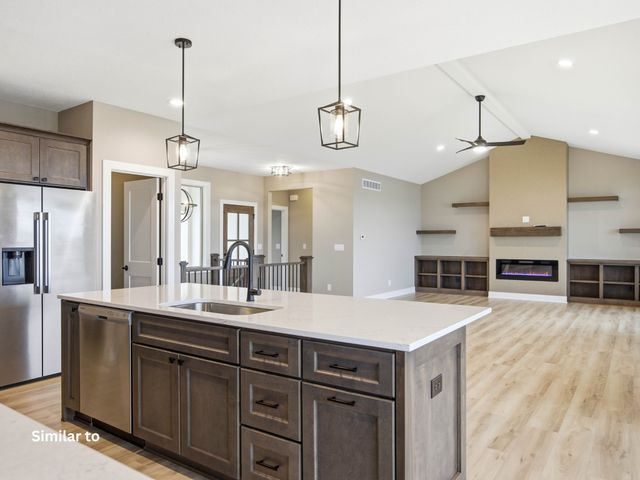 2610 Ponte Place, Adel, IA 50003