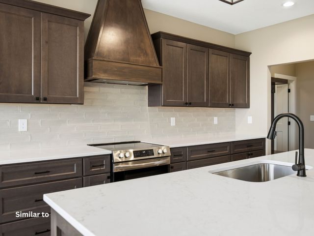 2610 Ponte Place, Adel, IA 50003