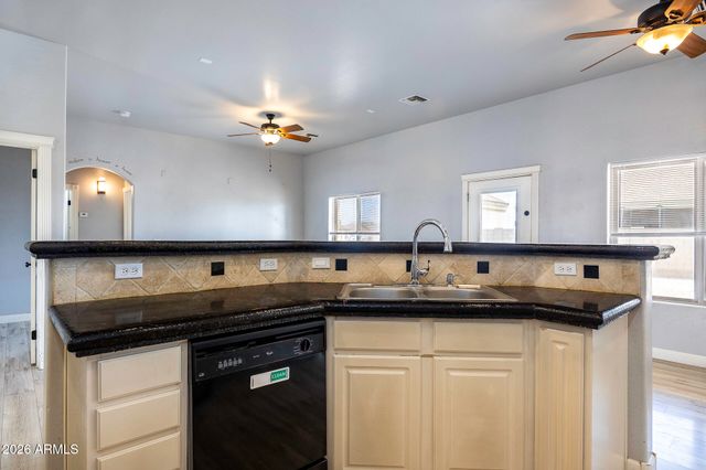 9461 W KRAMER Place, Arizona City, AZ 85123