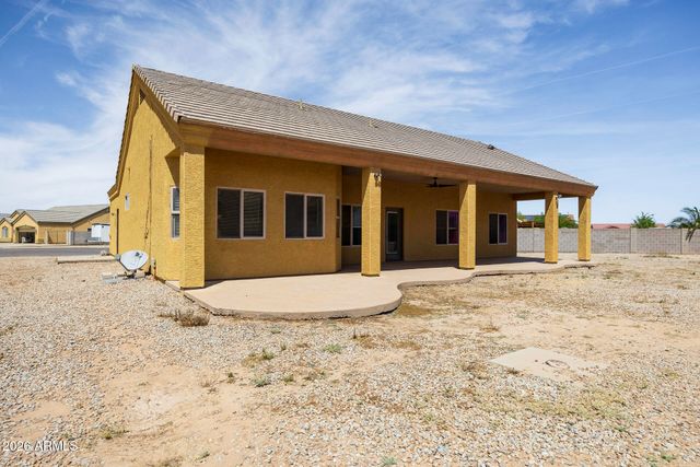 9461 W KRAMER Place, Arizona City, AZ 85123