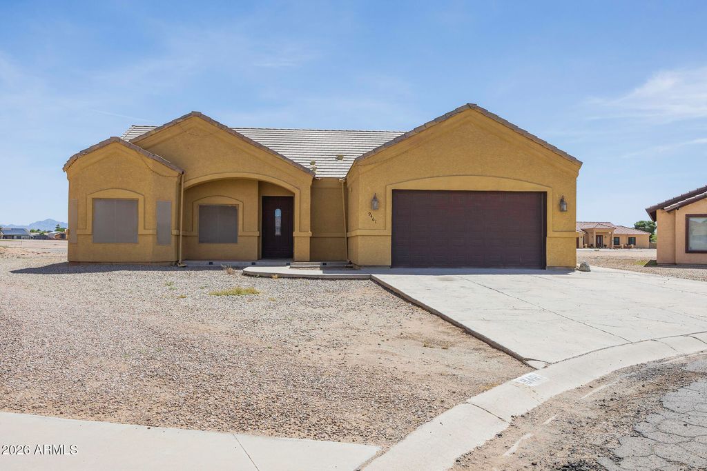 9461 W KRAMER Place, Arizona City, AZ 85123