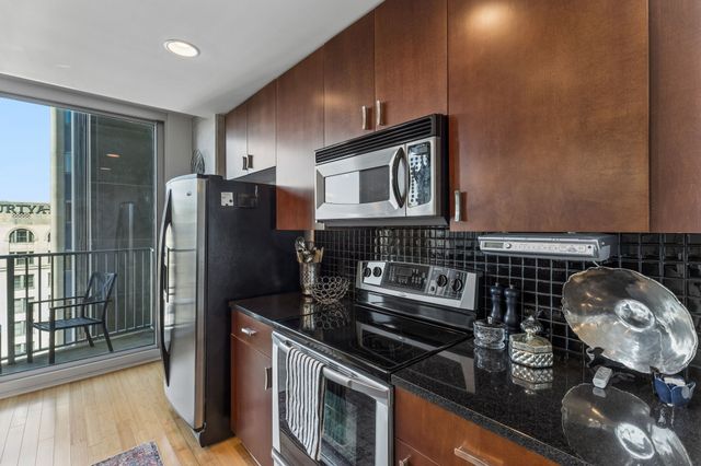 415 Church St Apt 1103, Nashville, TN 37219