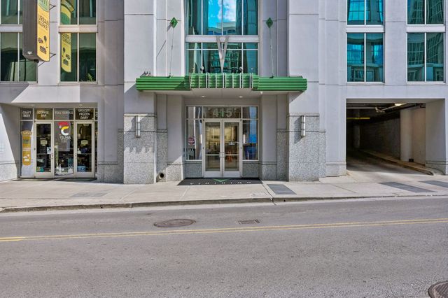 415 Church St Apt 1103, Nashville, TN 37219