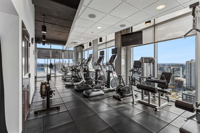 415 Church St Apt 1103, Nashville, TN 37219