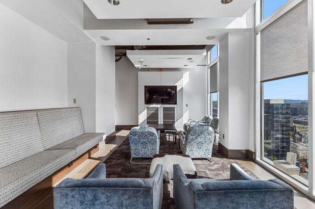 415 Church St Apt 1103, Nashville, TN 37219