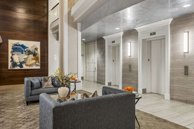 415 Church St Apt 1103, Nashville, TN 37219