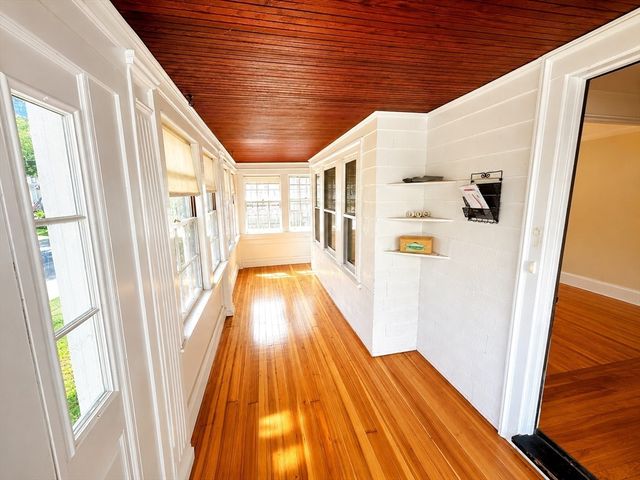 46-48 Cleveland St. 1, Arlington, MA 02474