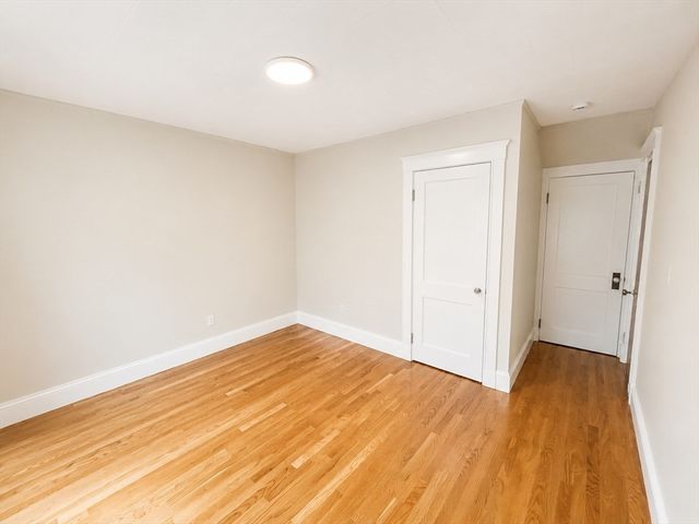 46-48 Cleveland St. 1, Arlington, MA 02474