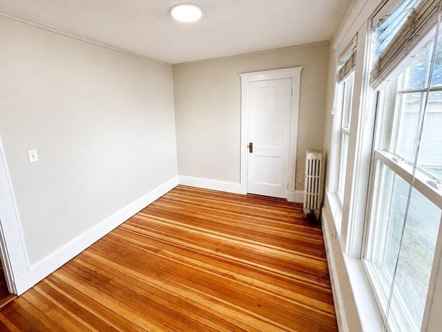 46-48 Cleveland St. 1, Arlington, MA 02474