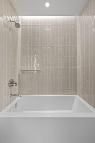 610 Davis ST 3303, Austin, TX 78701