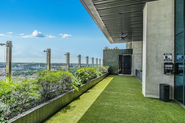 610 Davis ST 3303, Austin, TX 78701