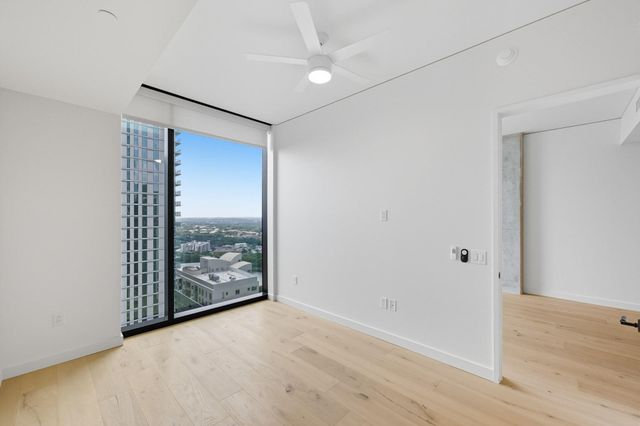 610 Davis ST 3303, Austin, TX 78701