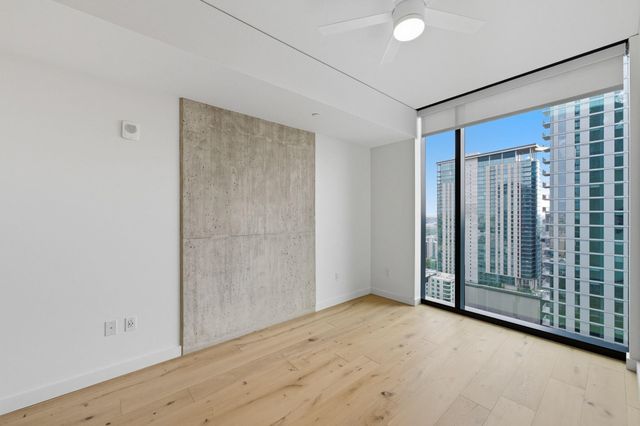 610 Davis ST 3303, Austin, TX 78701