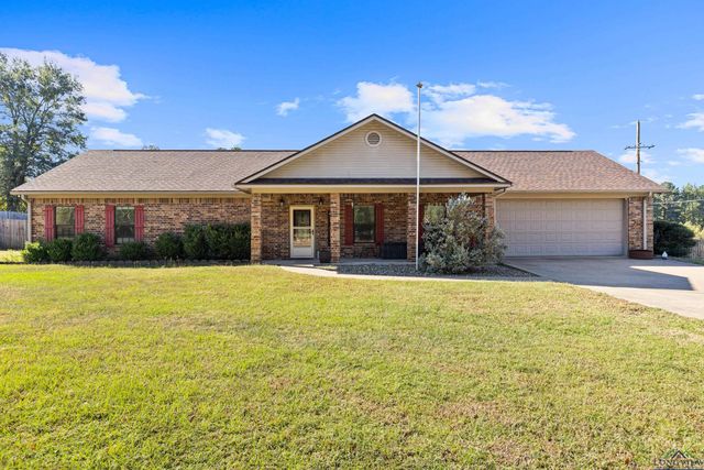 124 WOODPECKER RD, Gladewater, TX 75647