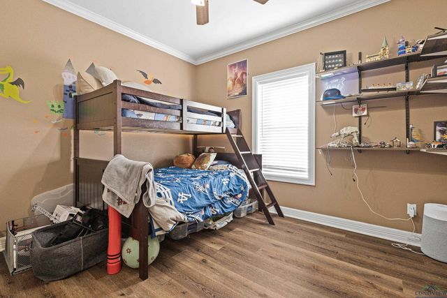 124 WOODPECKER RD, Gladewater, TX 75647