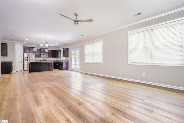 124 Waltzing Vine Lane, Williamston, SC 29697