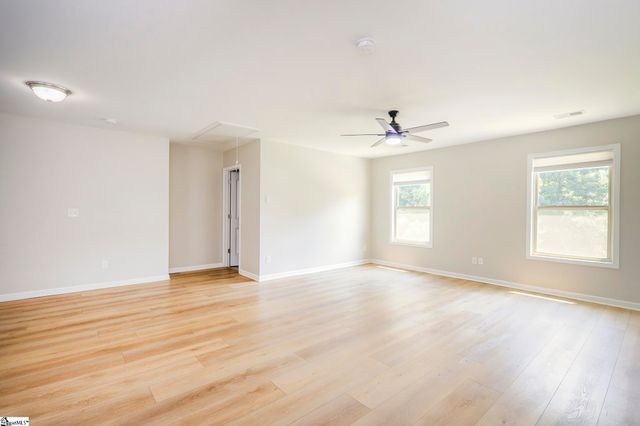 124 Waltzing Vine Lane, Williamston, SC 29697