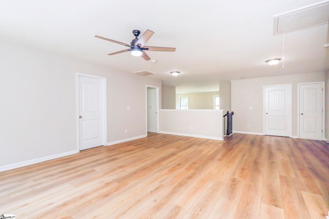 124 Waltzing Vine Lane, Williamston, SC 29697