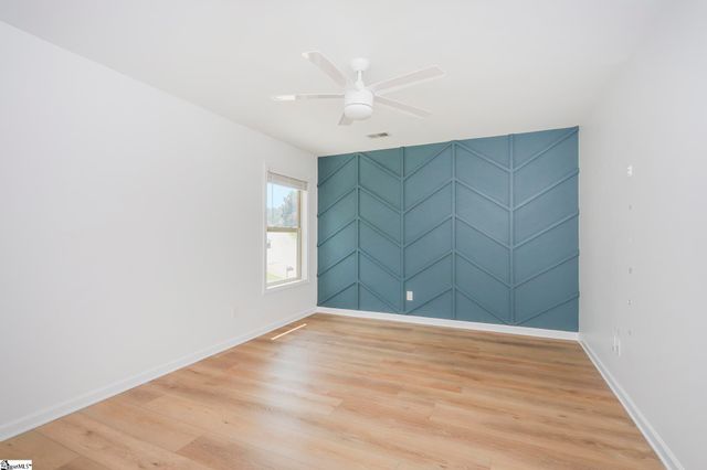 124 Waltzing Vine Lane, Williamston, SC 29697