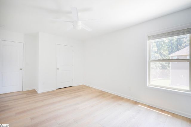 124 Waltzing Vine Lane, Williamston, SC 29697