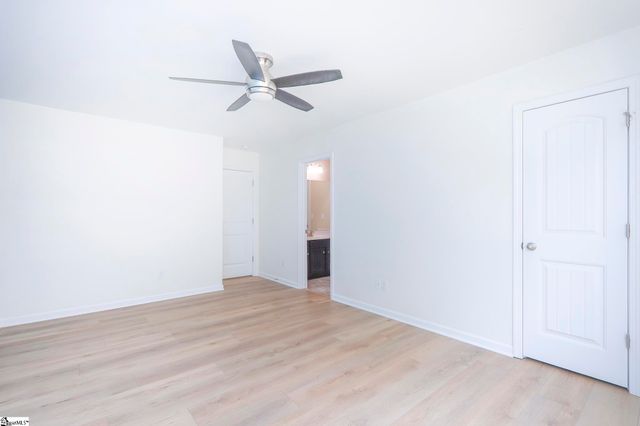 124 Waltzing Vine Lane, Williamston, SC 29697