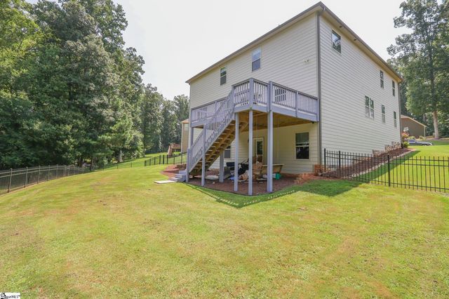 124 Waltzing Vine Lane, Williamston, SC 29697
