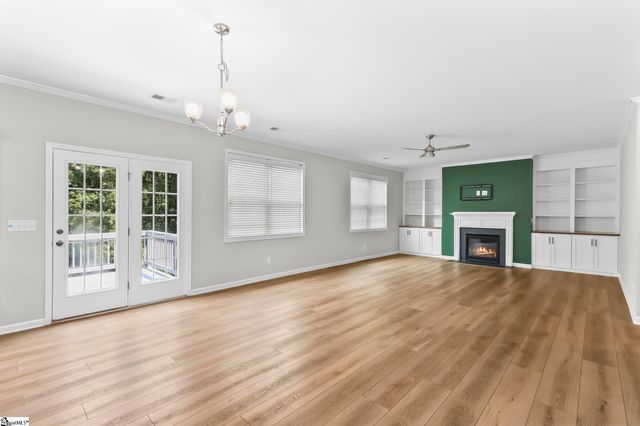124 Waltzing Vine Lane, Williamston, SC 29697