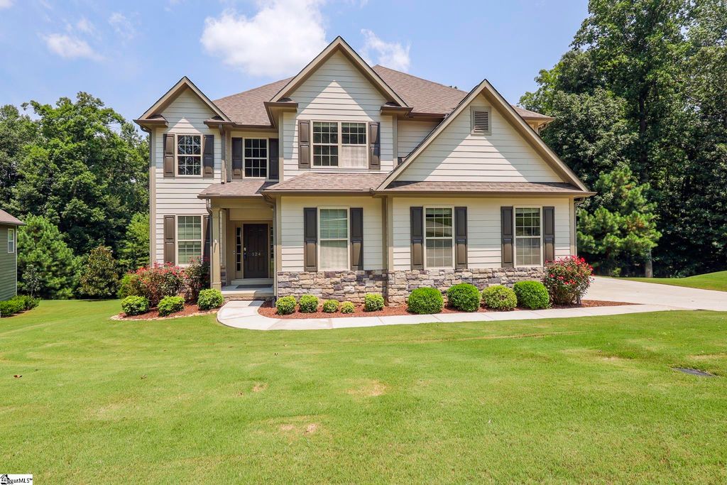 124 Waltzing Vine Lane, Williamston, SC 29697