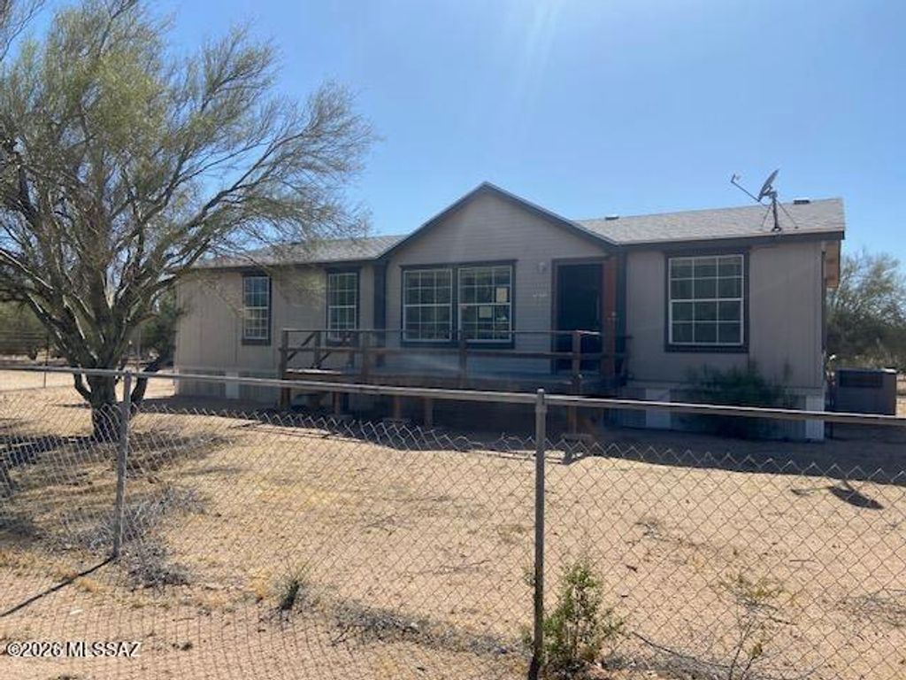 7381 N Sandario Road, Tucson, AZ 85743