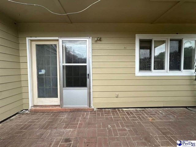 700 S Cashua Dr 10B, Florence, SC 29501