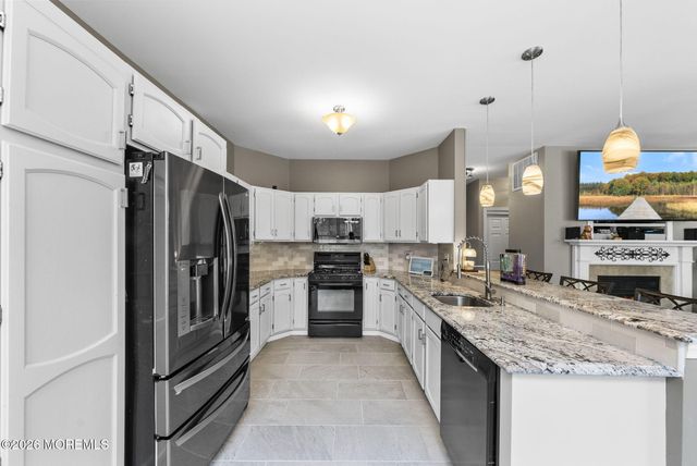 1 Raleigh Pass, Colts Neck, NJ 07722