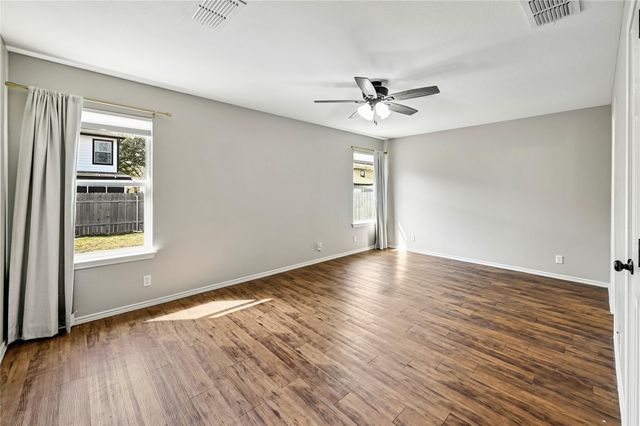 6813 Sabrina DR, Austin, TX 78747