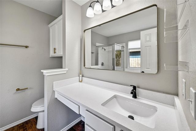 6813 Sabrina DR, Austin, TX 78747