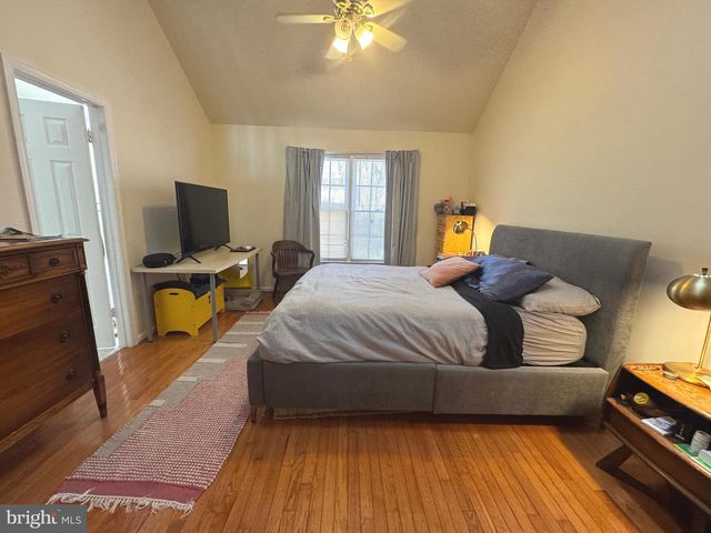 8732 STONE HILL PL, Springfield, VA 22153