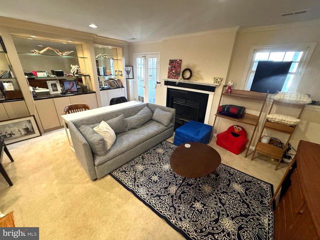 8732 STONE HILL PL, Springfield, VA 22153