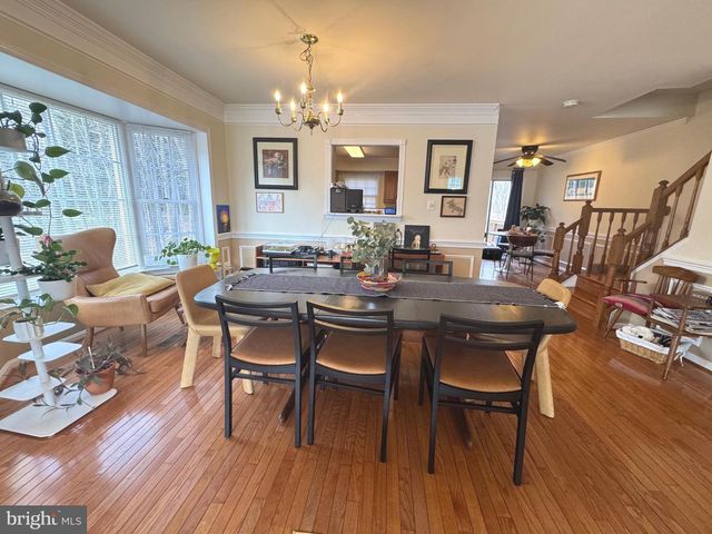 8732 STONE HILL PL, Springfield, VA 22153