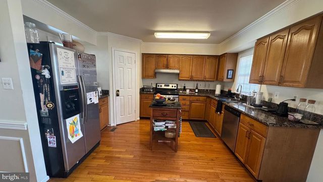 8732 STONE HILL PL, Springfield, VA 22153