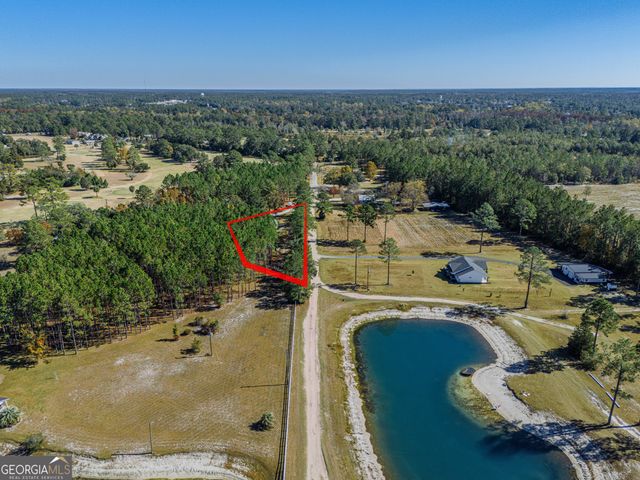 610 Country Club Road, Folkston, GA 31537