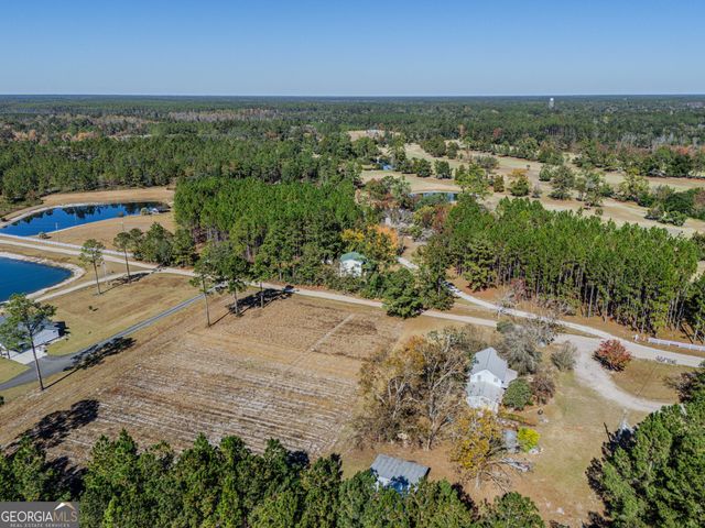 610 Country Club Road, Folkston, GA 31537