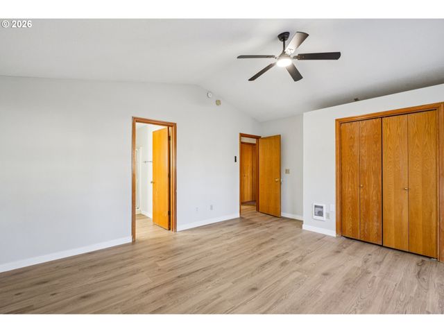 13307 Ne 34TH Cir, Vancouver, WA 98682