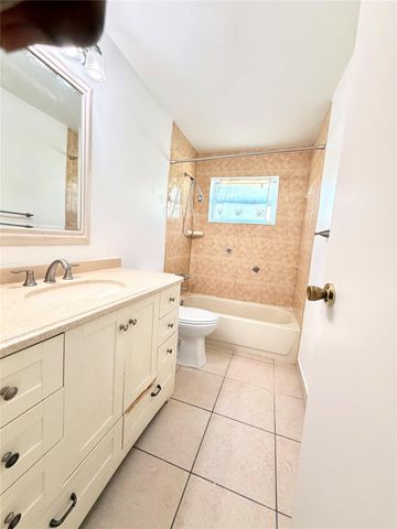 8980 NW 24th Place, Sunrise, FL 33322