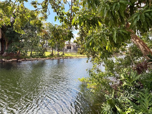 8980 NW 24th Place, Sunrise, FL 33322