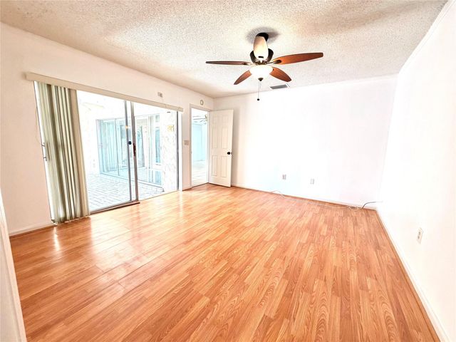 8980 NW 24th Place, Sunrise, FL 33322