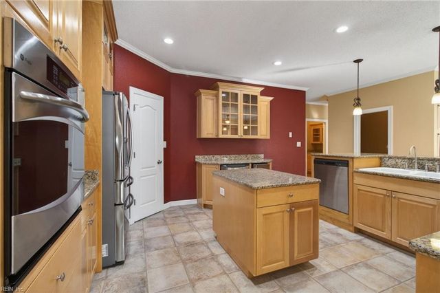 845 Artesia WAY, Virginia Beach, VA 23456