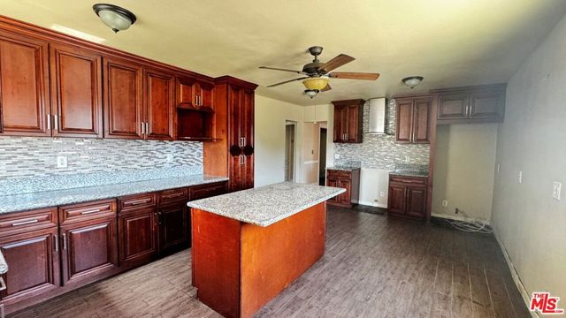 5717 4th Avenue, Los Angeles, CA 90043